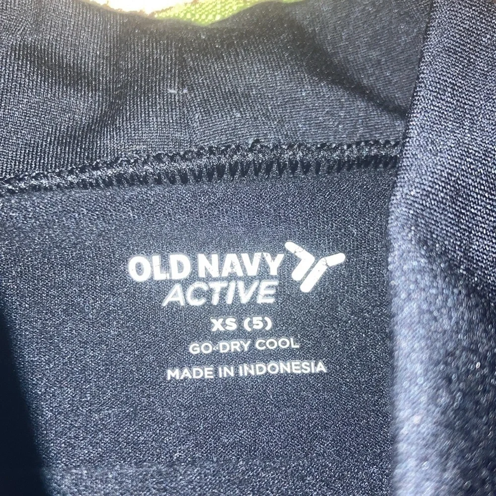 Old Navy Active Long Sleeve Black Shirt